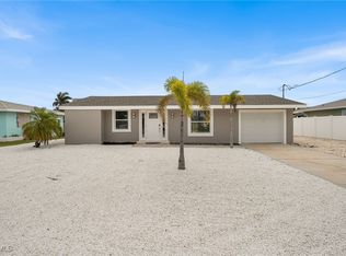 250 Donora Blvd, Fort Myers Beach, FL 33931
