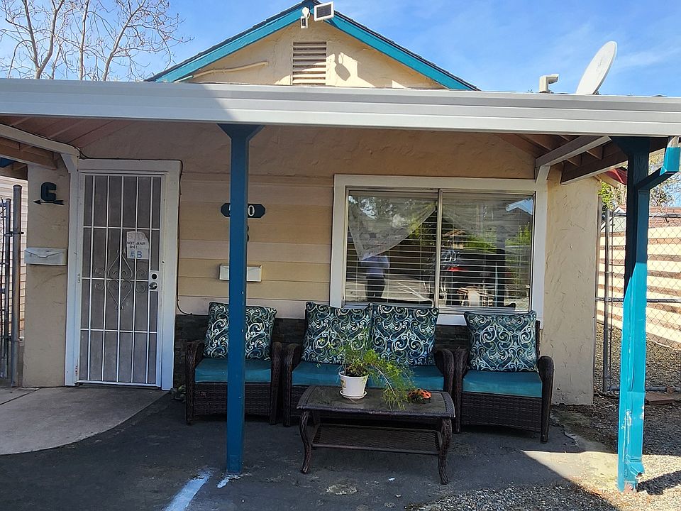 1st image of 520 B St Unit 4