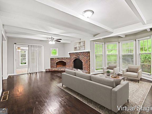 3rd image of 1307 Richard Rd