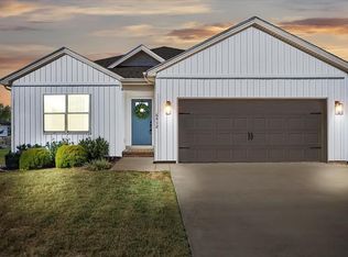 6412 Night Horse Cir, Bowling Green, KY 42101