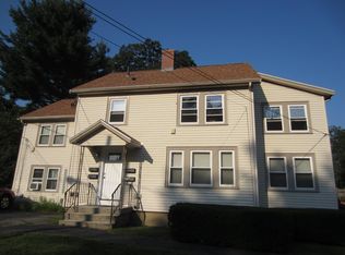 28 Traip Ave APT D, Kittery, ME 03904