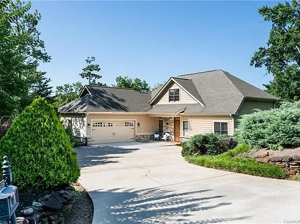 744 Golden Ridge Dr, Lake Lure, NC 28746