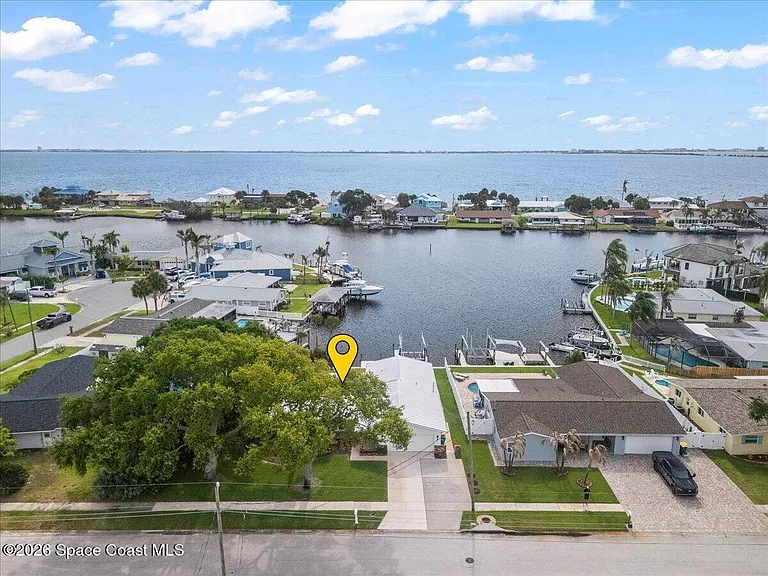 540 Albatross St — Photo 30