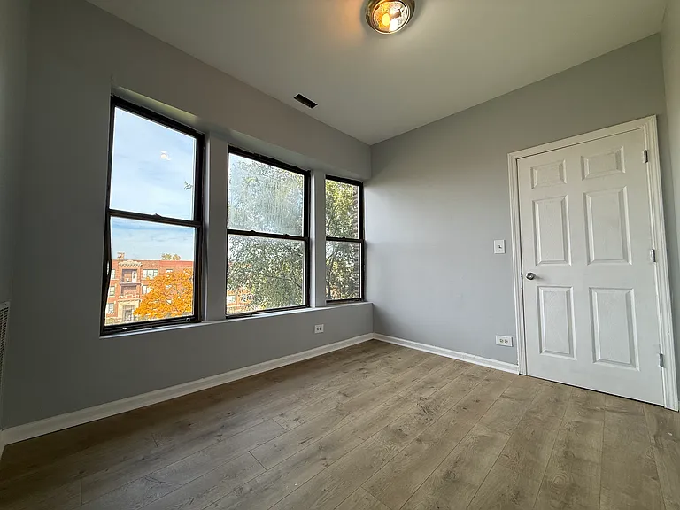 5715 S Indiana Ave #3N — Photo 10
