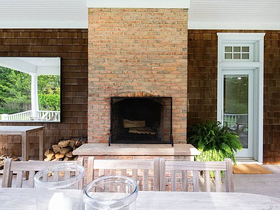 5th image of 317 Noyac Rd