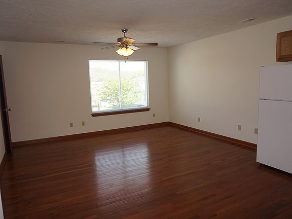 2nd image of 5321 Ohio St #11