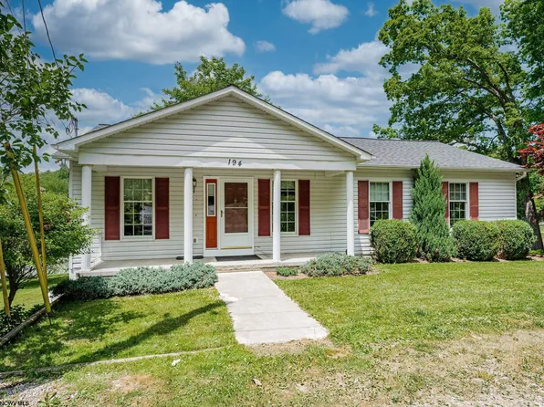 194 Paradise Cir, Morgantown, WV 26508