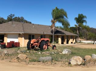 1027 Country Club Dr #29, Escondido, CA 92029