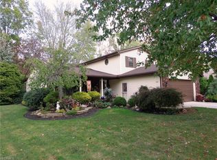 335 Greenwood Ct, Elyria, OH 44035