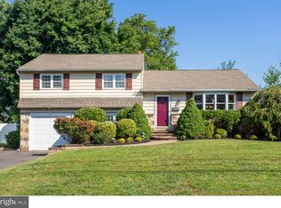 977 Marian Rd, Warminster, PA 18974