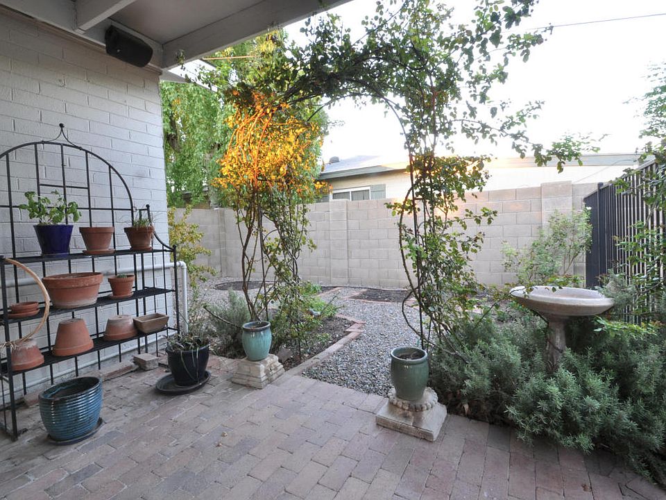 1st image of 4021 E Earll Dr