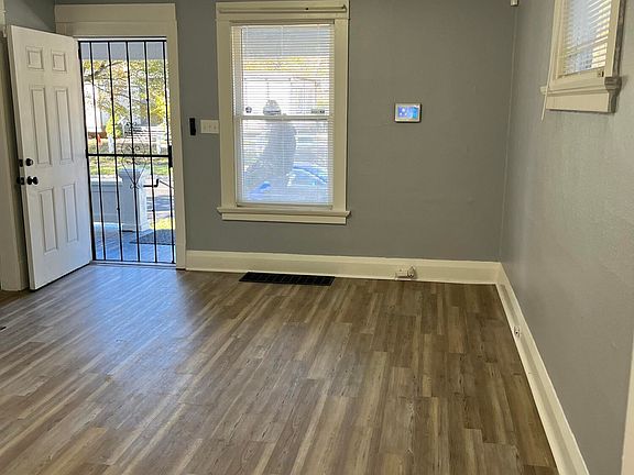 2nd image of 2324 Upton Ave