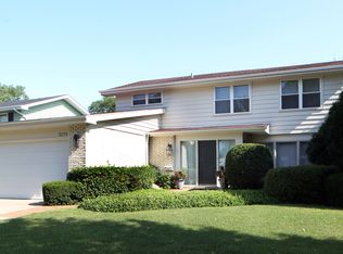 3216 Temple Ln, Wilmette, IL