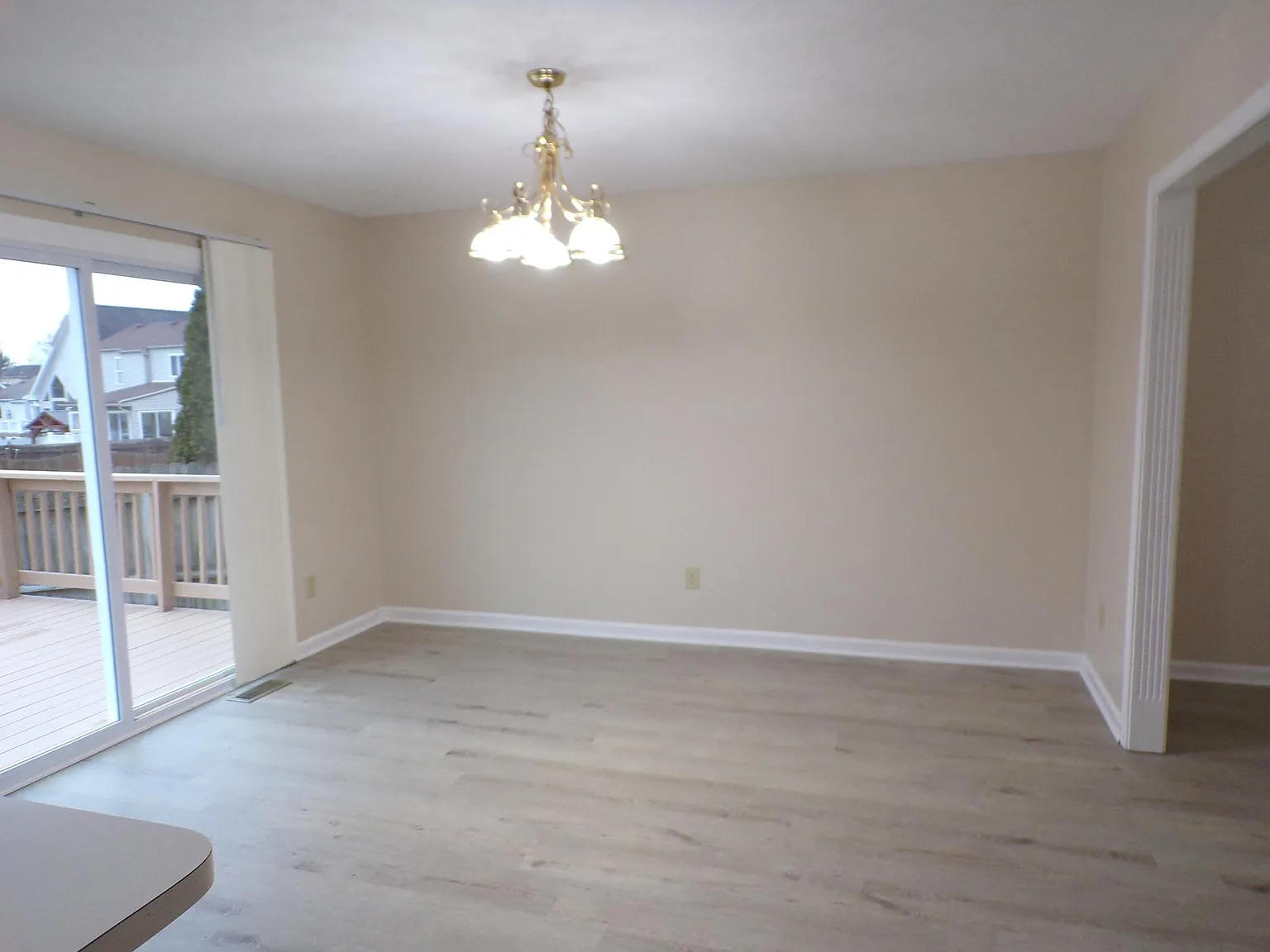 3 bed, 1781 sqft, $2,095 — Photo 4