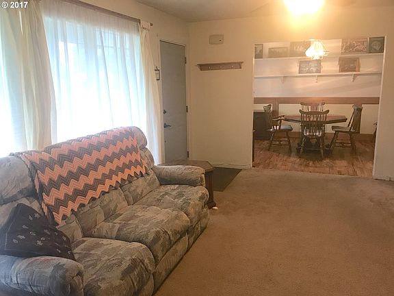 2nd image of 205 NW 336th Ave