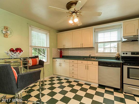 4th image of 14333 N Park Ct