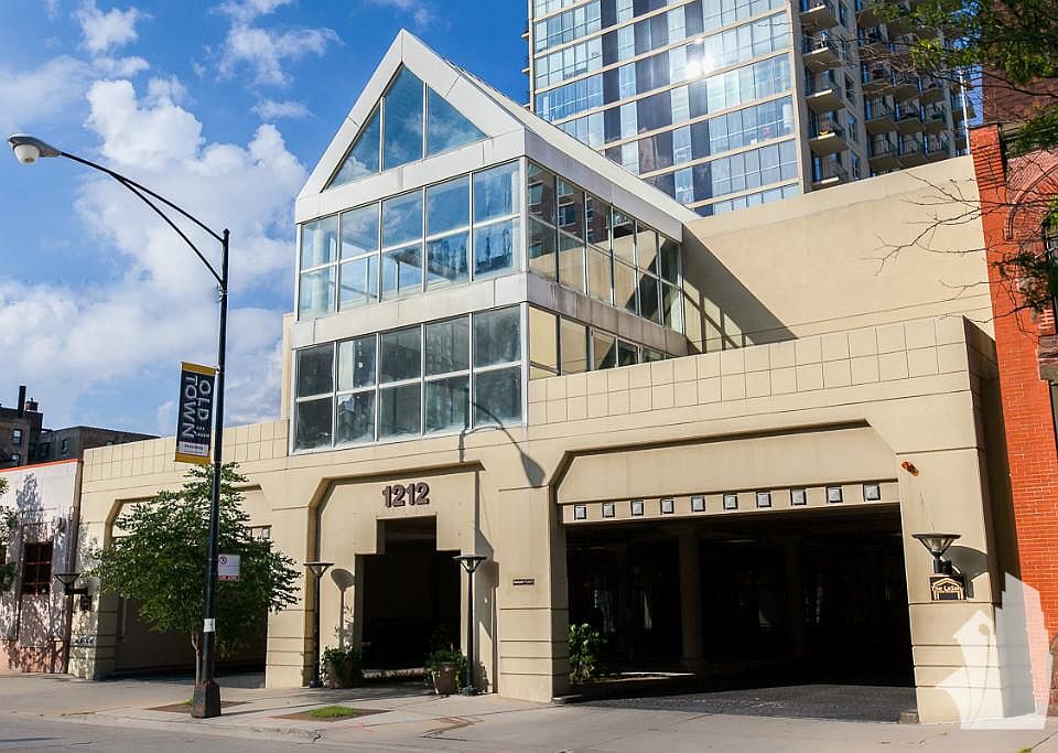 1st image of 1212 N Lasalle St #1506