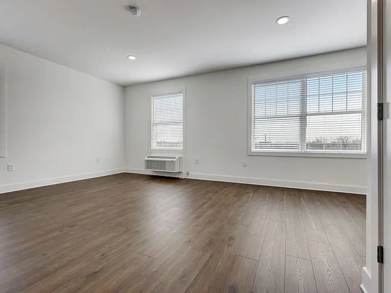 Meridia Garfield 848 — Photo 24