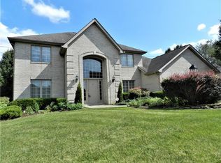 1010 Cicero Dr, North Huntingdon, PA 15642