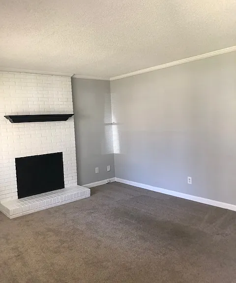 4400 Graceland Ct #4400 — Photo 8