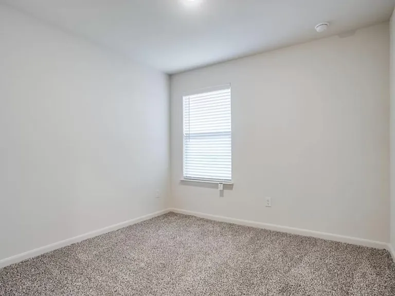 203 Marsh Ln — Photo 2
