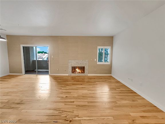3rd image of 855 N Stephanie St Unit 2724