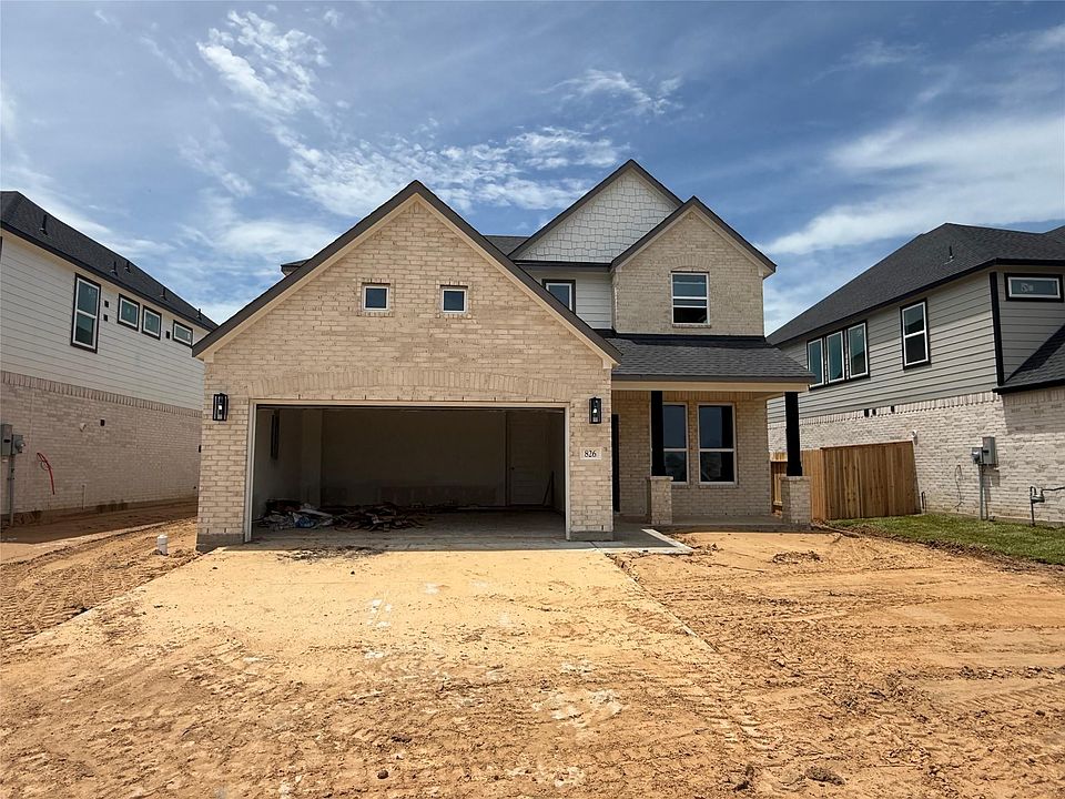 1st image of 826 Orchard Vale Rd