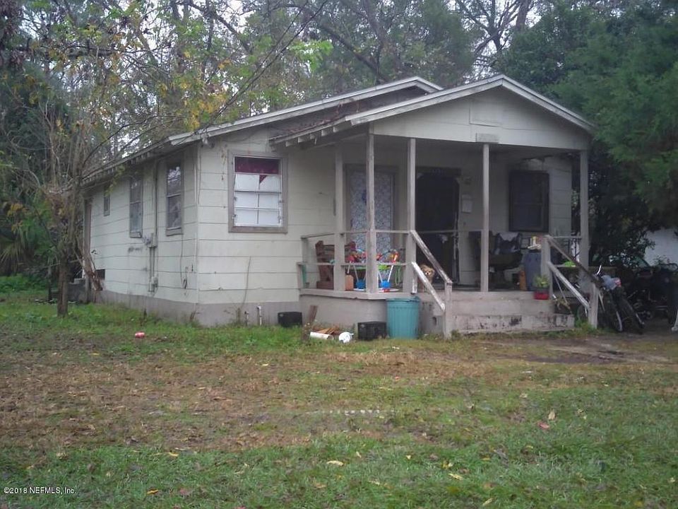 1st image of 1753 W 26th St