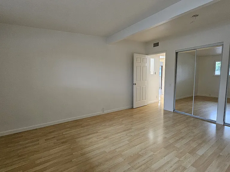 1506 Anderson Rd — Photo 6