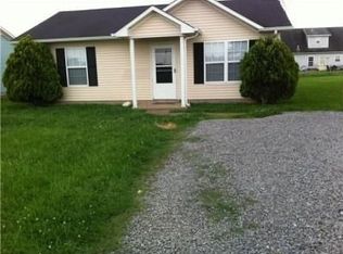 935 State Line Rd, Oak Grove, KY 42262