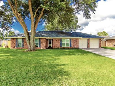 111 Piping Rock Dr, Houma, LA, 70363