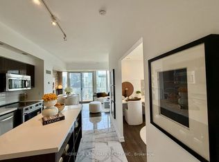 126 Simcoe St #3303, Toronto, ON M5H4E6