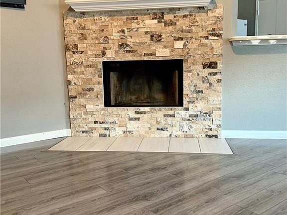 3rd image of 712 Willow Oak Dr