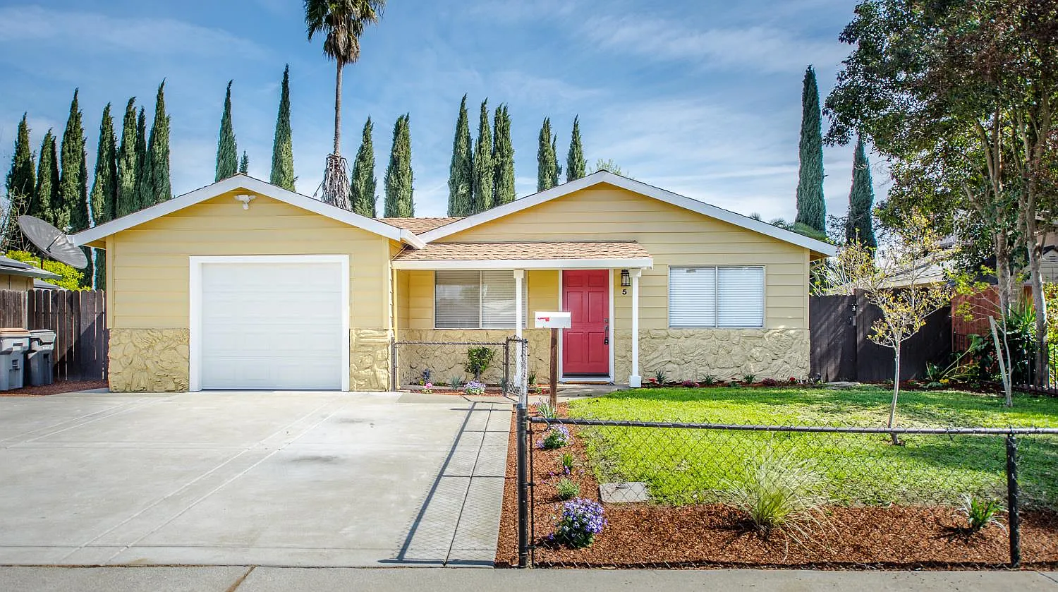 5 Kern Ave photo 1
