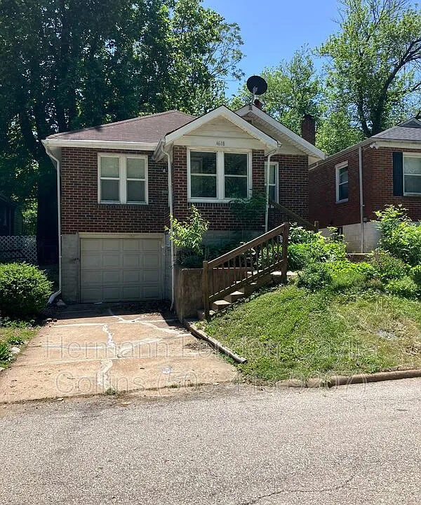 4618 June Ave