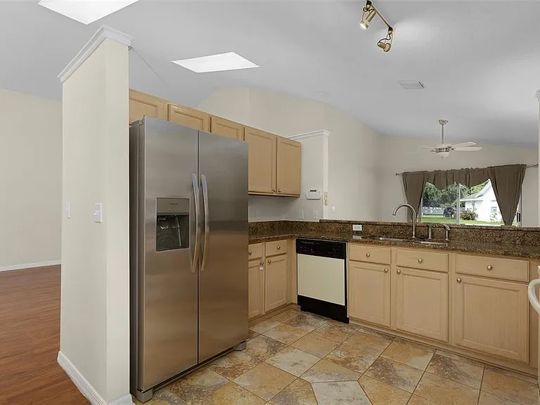 2936 Twin Oaks Dr — Photo 13