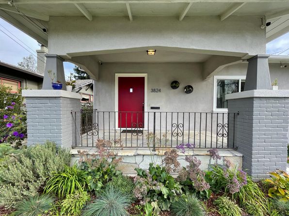 3824 Ardley Ave