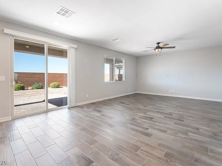 8318 Timberline Grove Ave — Photo 6