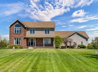 11578 Westwood Rd, Alden, NY 14004