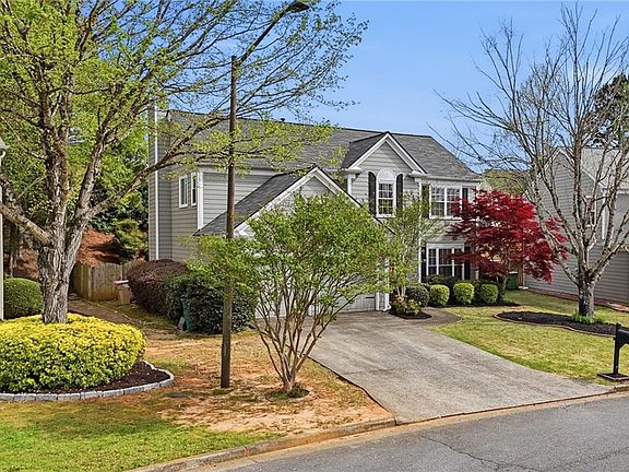 3rd image of 2135 Sugar Maple Ln NW