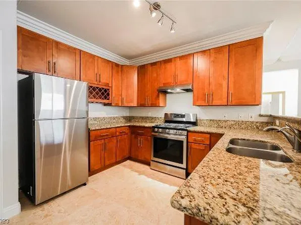 901 Duckhorn Ct, Las Vegas, NV