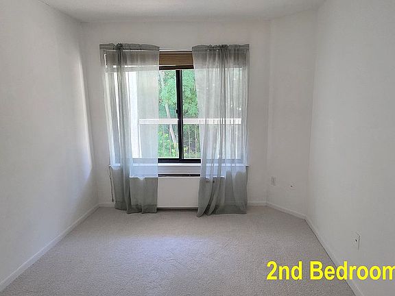 4th image of 300 High Point Dr APT 614