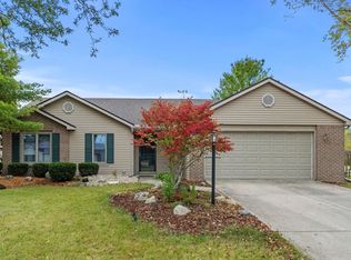 215 Peggy Ln, Avilla, IN