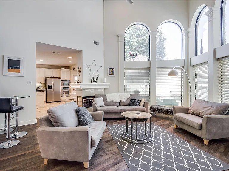 14202 Scarborough Fair St — Photo 15