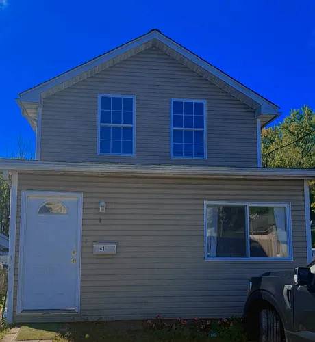 41 Gibson Ave Photo 1