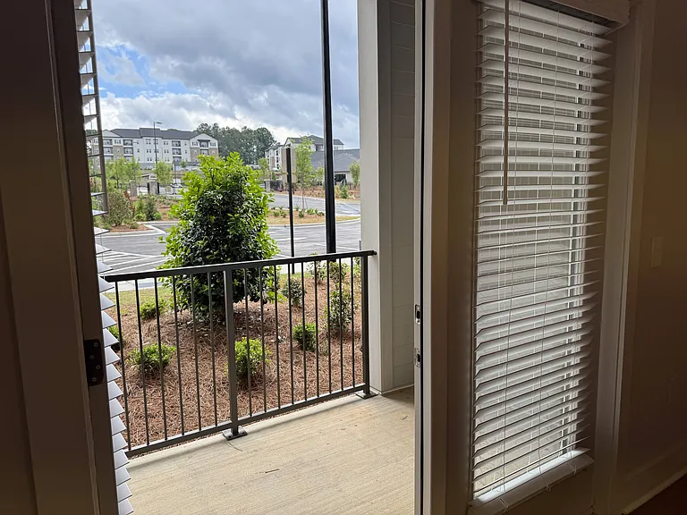 The Crest at Oakwood — Photo 86