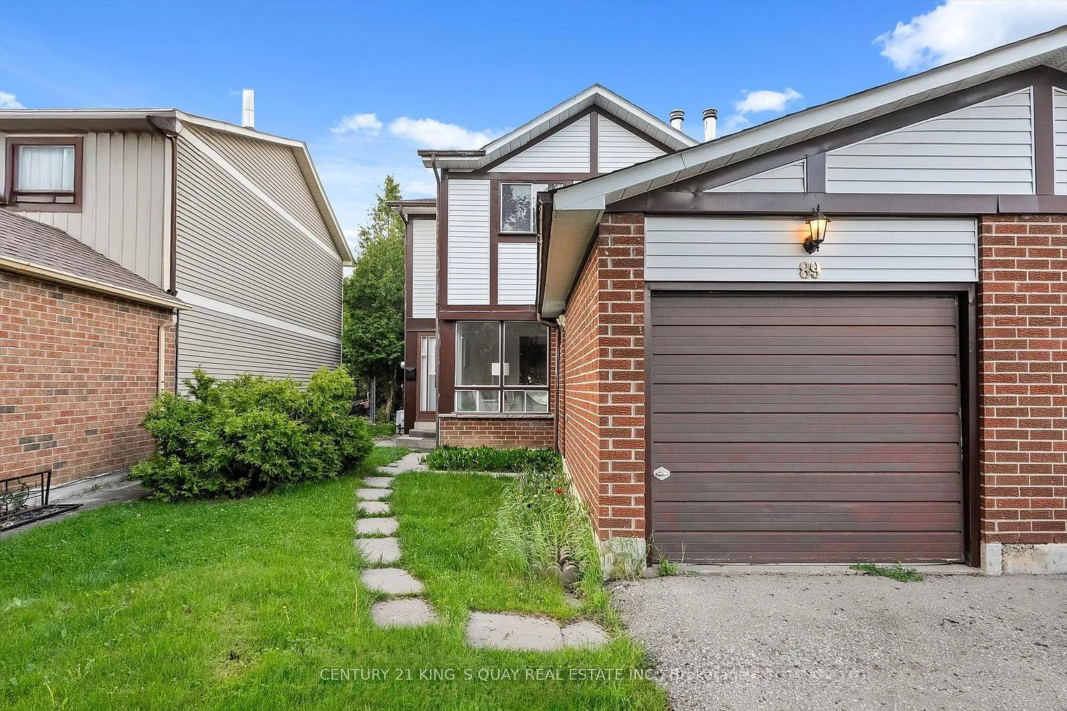 89 Phalen Cres photo 1