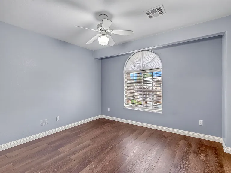9631 Lame Horse Dr — Photo 15