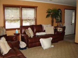 227 Waddle St, Findlay, OH 45840