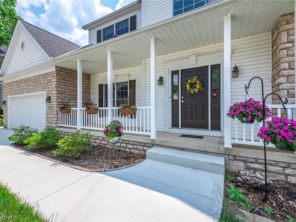 2nd image of 4458 Briarwood Dr